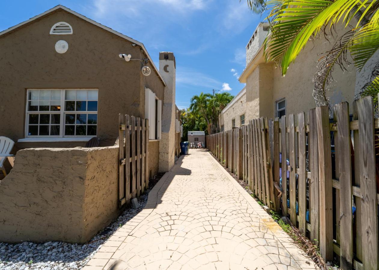 Bike To Beach-Spacious With Patio Bbq & Game Room Hallandale Beach Exteriör bild