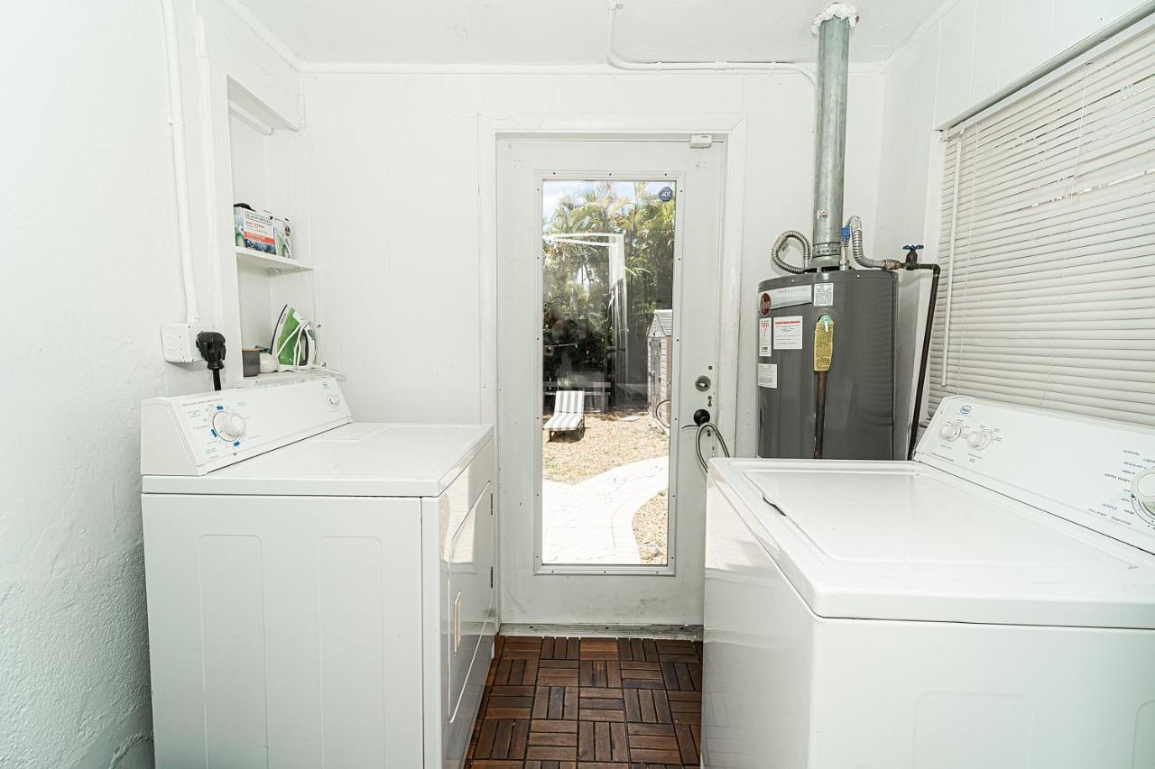 Bike To Beach-Spacious With Patio Bbq & Game Room Hallandale Beach Exteriör bild